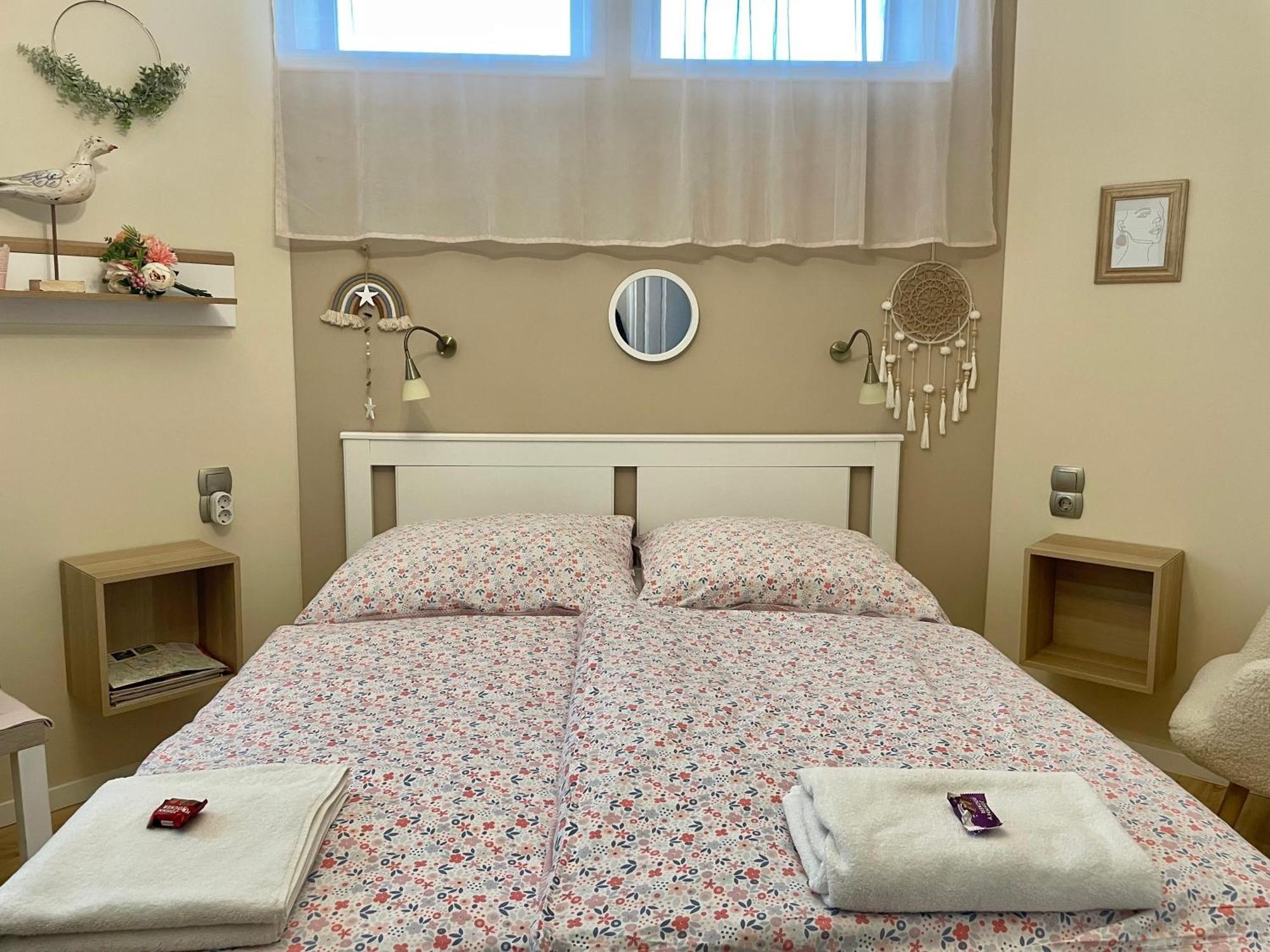Apartman Bellavista Eger Esterno foto